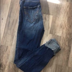 hollister dark wash jeans